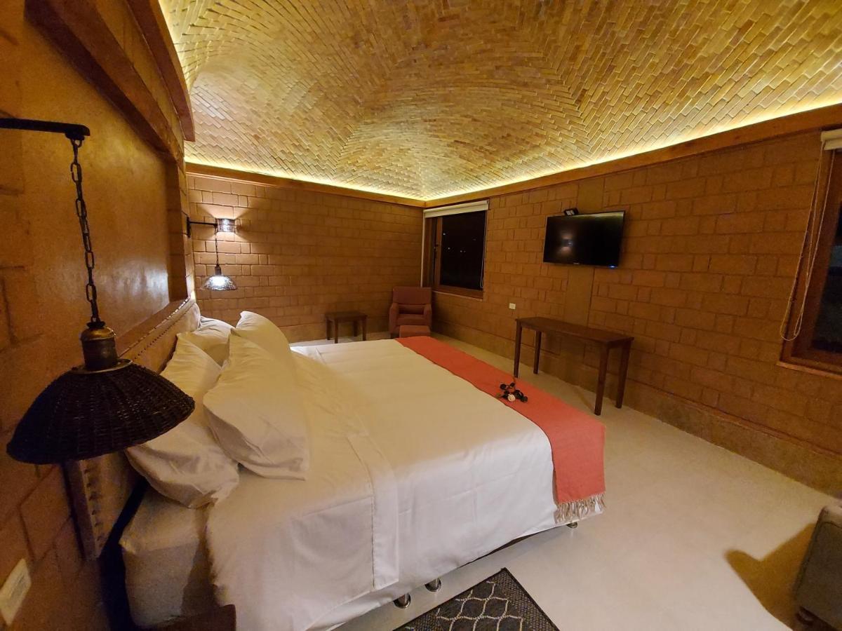 La Alhambra Hotel Boutique บียาเดเลย์บา ภายนอก รูปภาพ