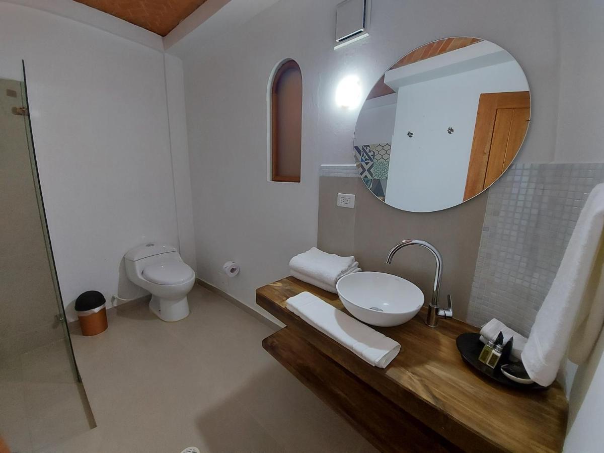 La Alhambra Hotel Boutique บียาเดเลย์บา ภายนอก รูปภาพ